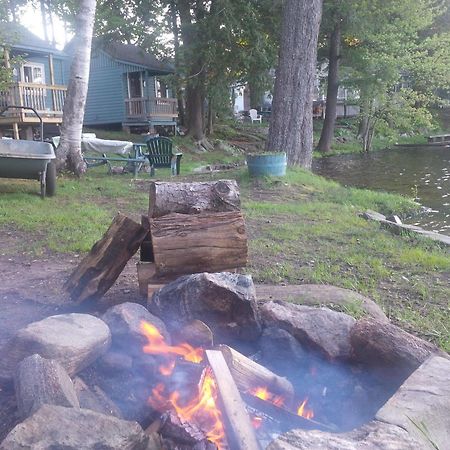 Black Lake Cabins Torrance Екстериор снимка