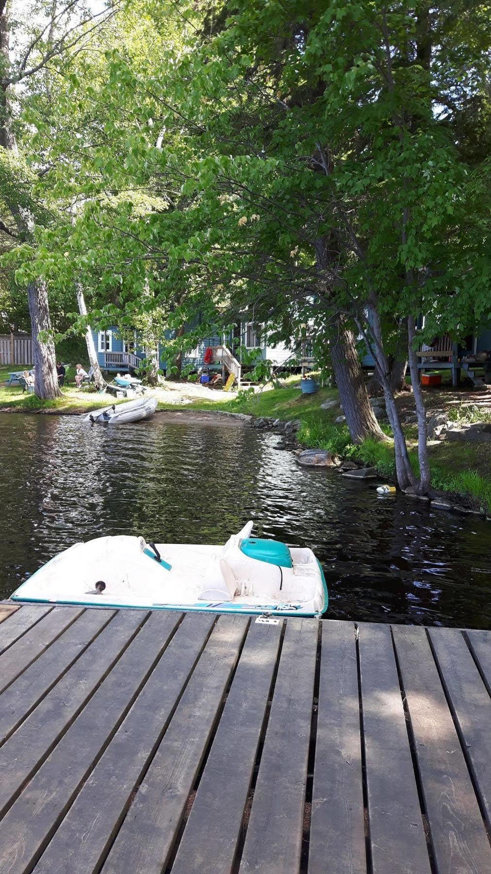 Black Lake Cabins Torrance Екстериор снимка